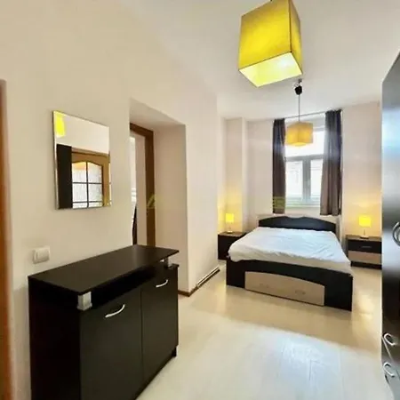 Spacious In The Historic Center