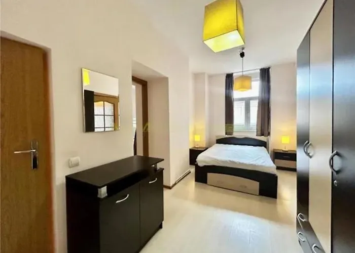 Spacious In The Historic Center