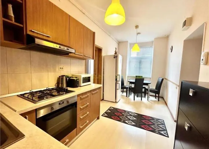 Spacious In The Historic Center Apartment *